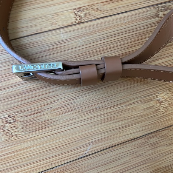 Stunning Cowhide Bucket Bag & Pouch by Lancaster, City - Picture 9 of 10